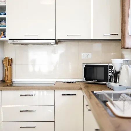 De Rosa Apartman Zára