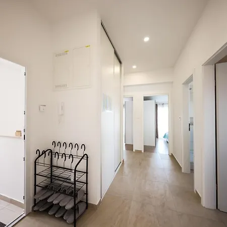 Apartment De Rosa Zadar