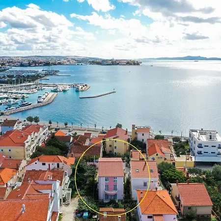 De Rosa Apartment Zadar