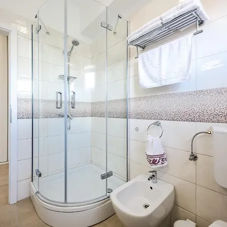 Apartment De Rosa Zadar