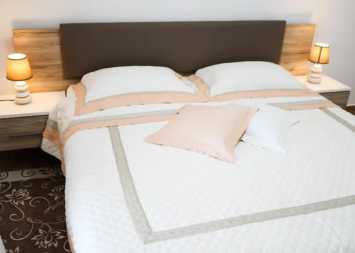 Apartament De Rosa *